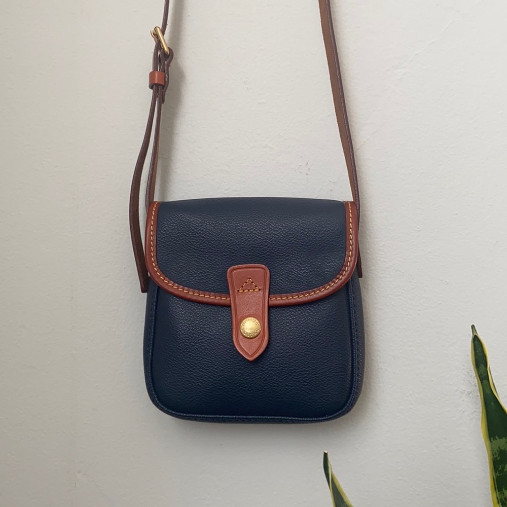 Dooney & Bourke Leather Shoulder Crossbody Purse Bag Navy